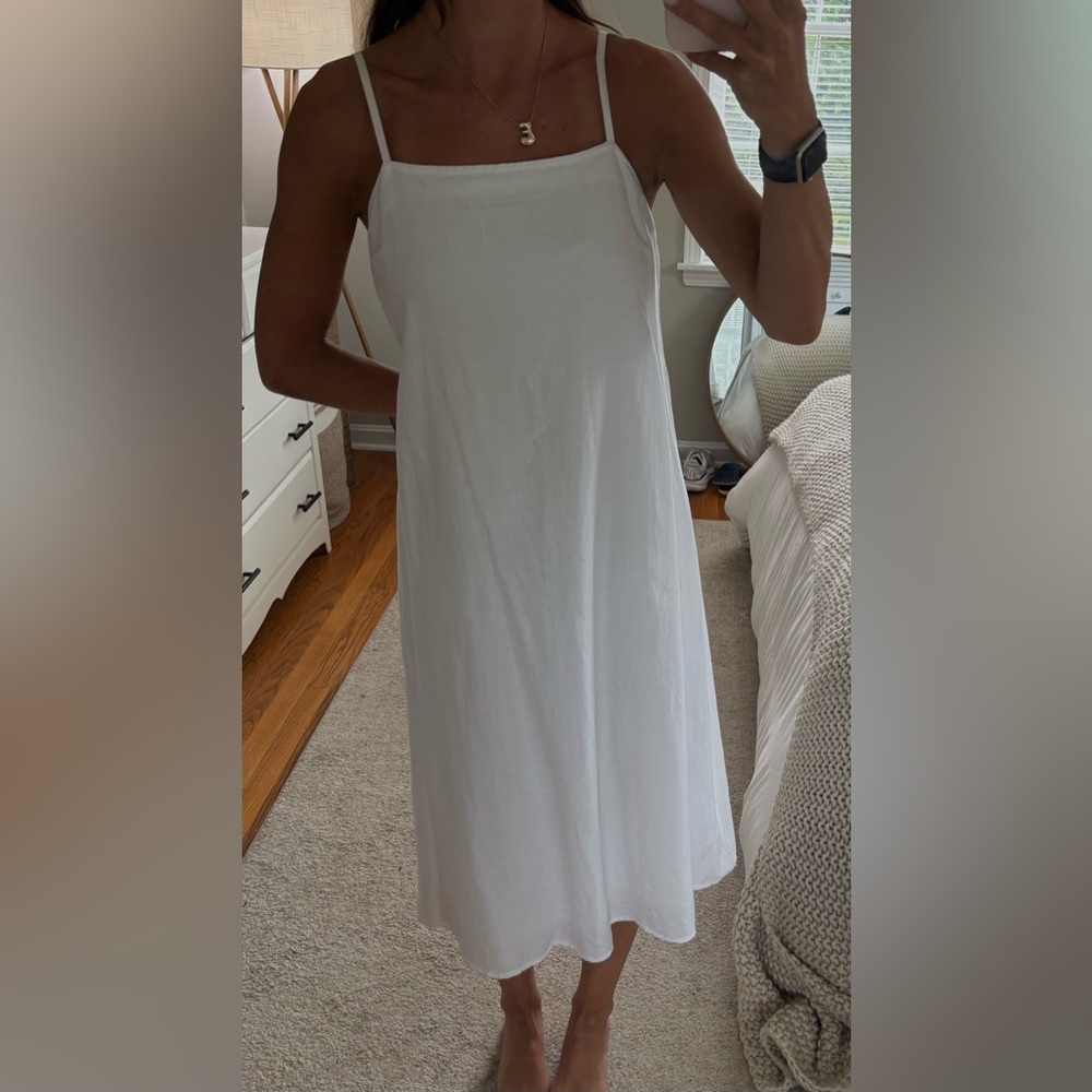 Japna White Midi Dress